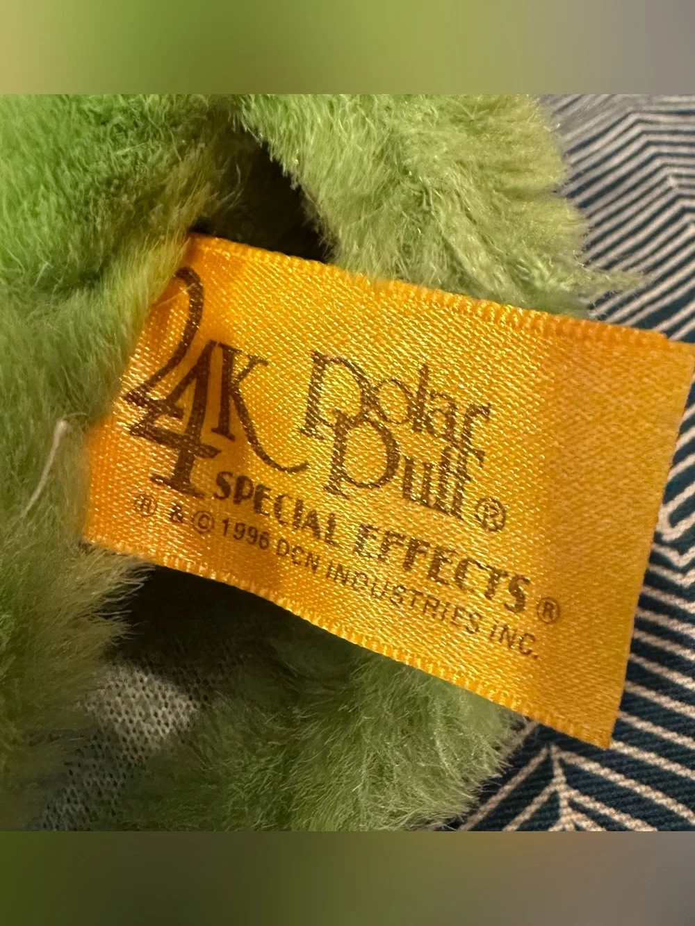 24K Polar Puff frog puppet